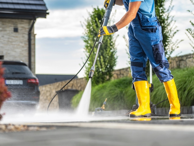 Pressure Washing Image